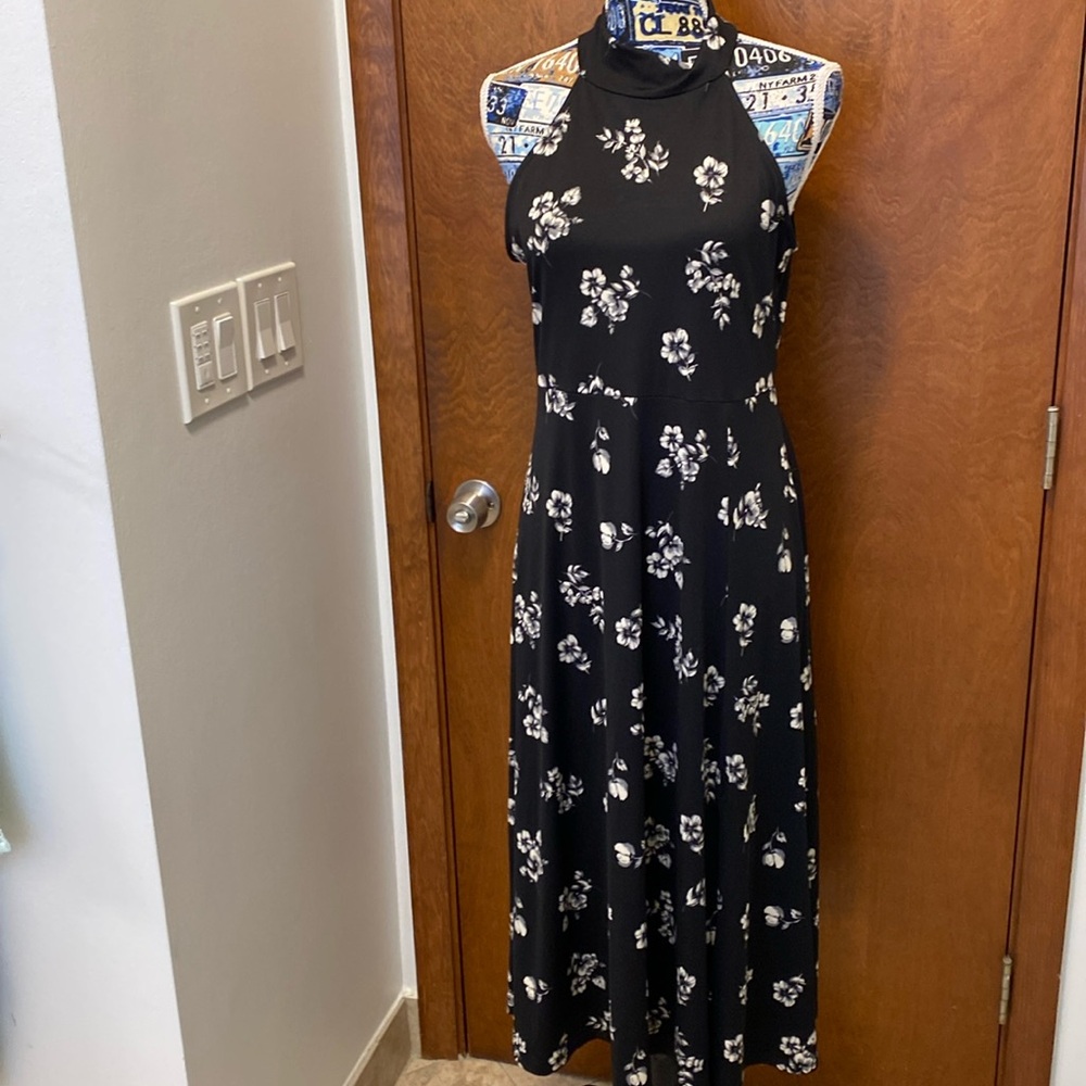 West Kei dresd size medium